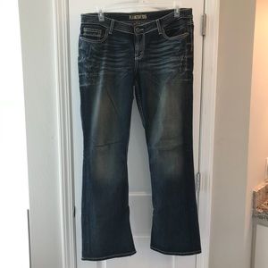 Moving sale!BKE Sabrina stretch 33 x 33 1/2 jeans!